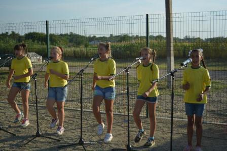 В хуторе Северокубанском открылись спортивная и детская площадки